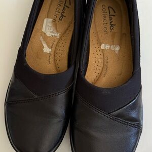 Clarks Women's Black Leather Flats